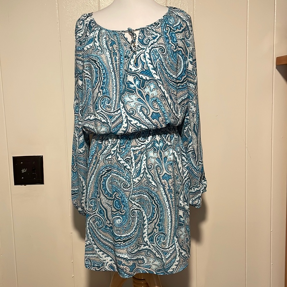 White House Black Market Blue and White Paisley Dress